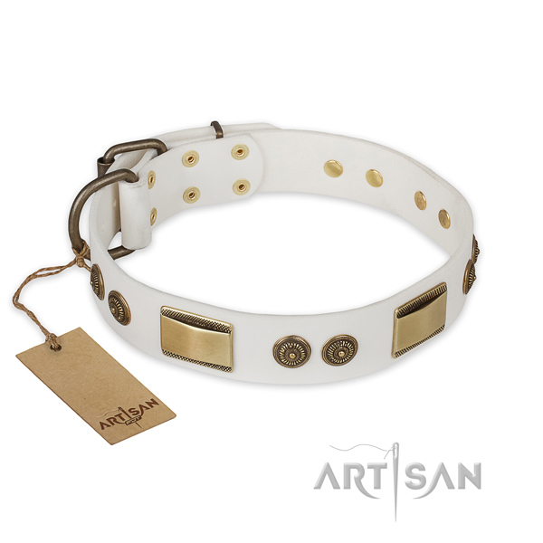 Unique full grain leather dog collar for easy wearing